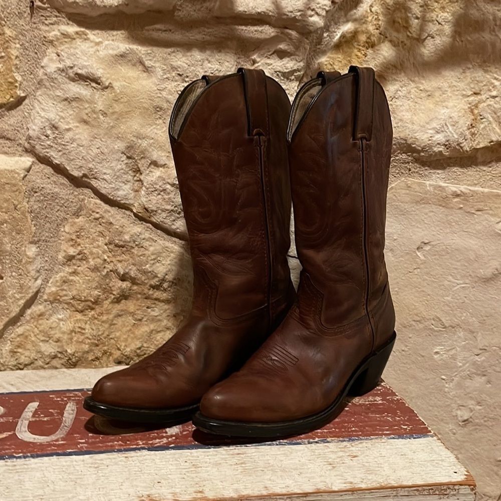 Durango Ladies Cowboy Boots Style RD4112, Size 6 1/2M